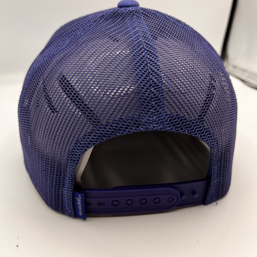 Travis Matthew Royal Blue Snapback Golf Hat Baseball Hat Pineapple NWT Trucker - Picture 2 of 5